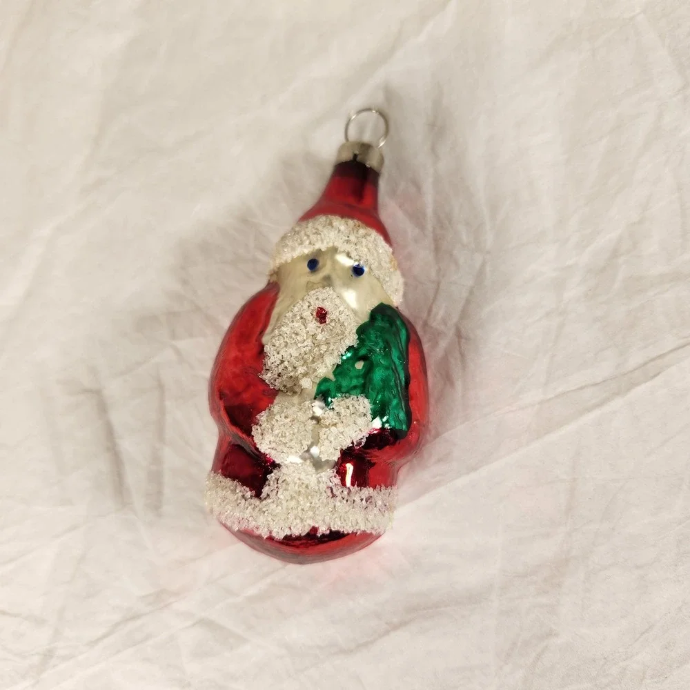 N/A vintage ornament